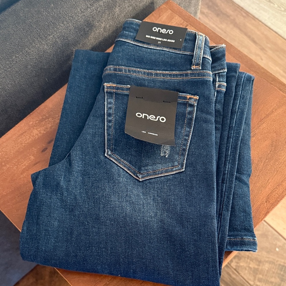 Oneso Women’s Mid Rise Wide Leg Jeans NWT